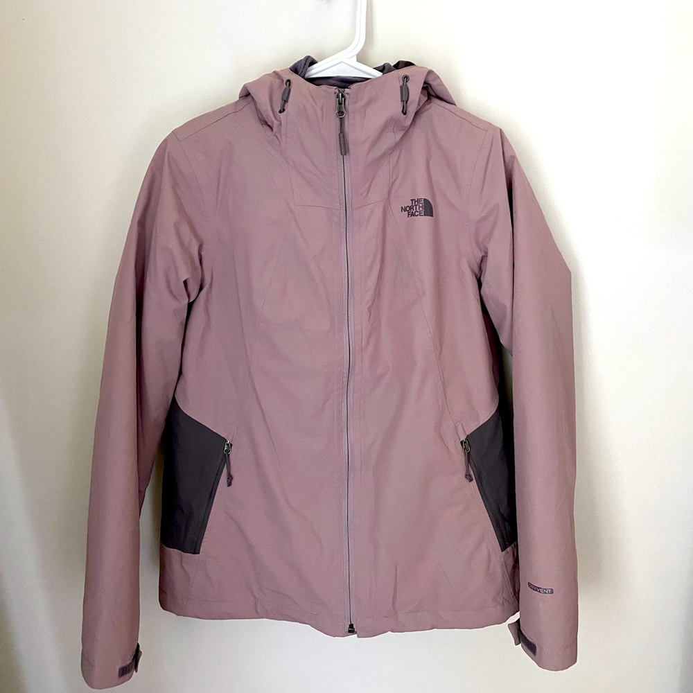 NORTH FACE WOMEN’S TRICLIMATE JACKET